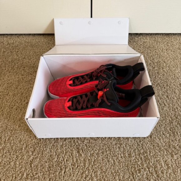 Air Jordan 36 Low Pf Infrared, size M 10.5 - Picture 5 of 6